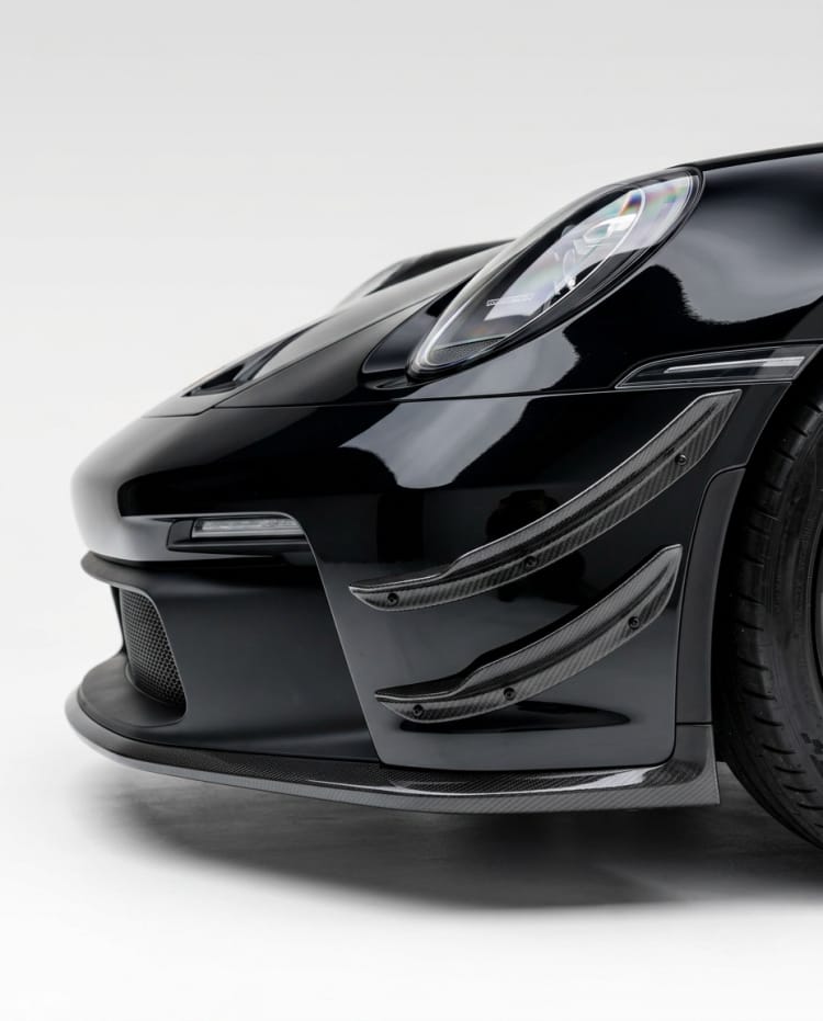 Final Painted FRP Body